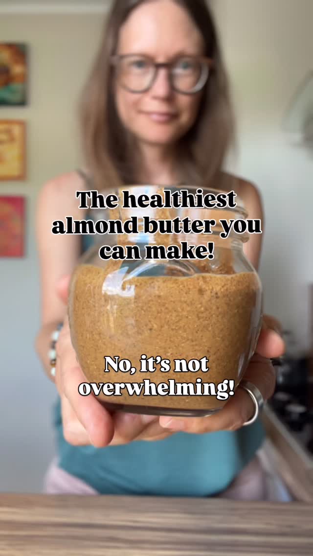 Ever heard of activated almonds? 🥜
It’s simpler than it sounds — and so worth it.
💡 Why soak and roast almonds?
✔️ Reduces phytic acid (which blocks mineral absorption)
✔️ Makes almonds easier to digest
✔️ Boosts flavour — less bitterness, more creaminess
In this video, I’m showing you how to make almond butter at home with activated almonds — smooth, creamy, and nourishing.
Most store-bought nut butters aren’t activated. And if they are? They can cost 70–134€/kg 😮
I make mine at home using organic raw almonds for just around 13€/kg — clean, cost-friendly, and deeply satisfying.
🛠️ Tools? I’m using my Vitamix here, but you can also make it with a regular food processor (just takes a bit more time and patience).
💬 Comment “ALMOND” below and I’ll DM you the recipe & tips for the best almond butter you’ve ever made.
Sending you lots of light and love 🌞💚
Nele
I also welcome you on👧🙋♀️
𝙁𝙖𝙘𝙚𝙗𝙤𝙤𝙠: nutriplanet.health.hub
𝙋𝙞𝙣𝙩𝙚𝙧𝙚𝙨𝙩: nutriplanet
𝙏𝙬𝙞𝙩𝙩𝙚𝙧: thenutriplanet
𝙔𝙤𝙪𝙏𝙪𝙗𝙚: @nutriplanet
May this reach those who are asking.
May it move only where it’s welcome —
and may that be enough.
#activatedalmonds #homemadealmondbutter #nutbutterrecipe #plantbasedkitchen #glutenfreerecipes #dairyfree #easyhealthyrecipes #soakednuts #almondbuttervitamix #howtomakealmondbutter