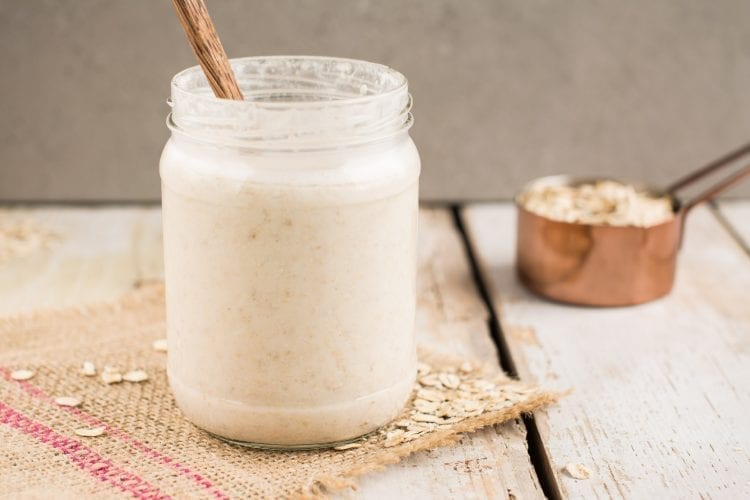 Gut-friendly homemade oat yoghurt for a healthy breakfast or snack.