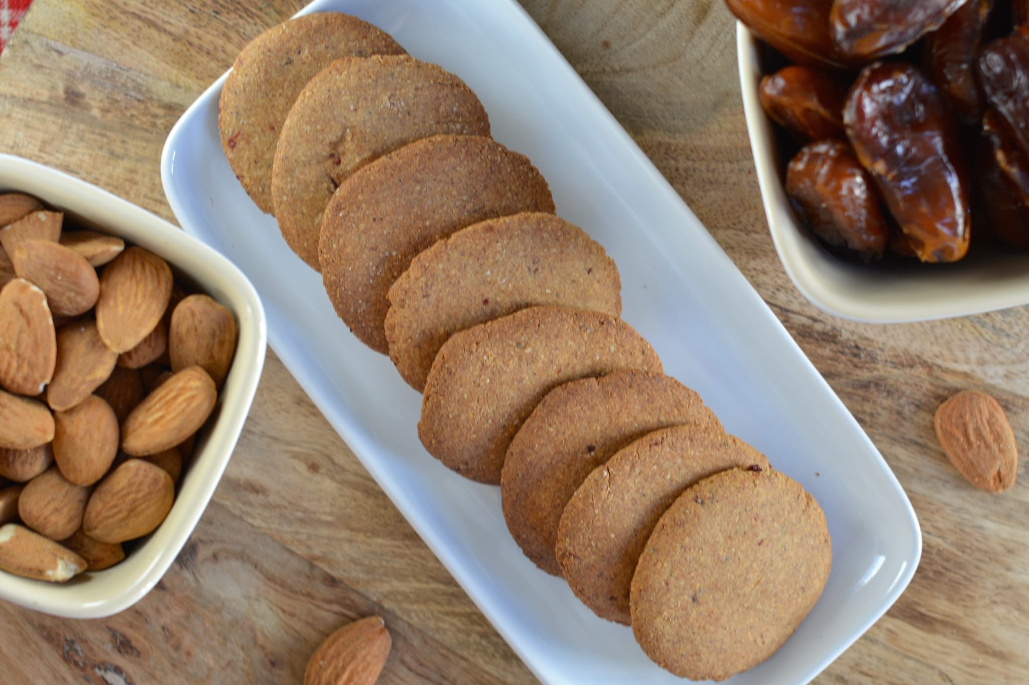 gingerbread cookies, plant-based, sugar-free, recipe