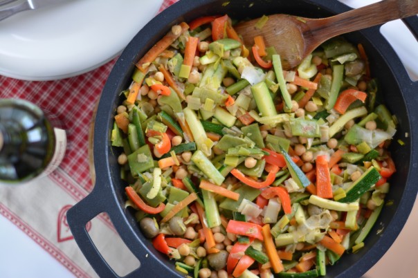 Veggie-Chickpea stew with Peanut Butter Sauce