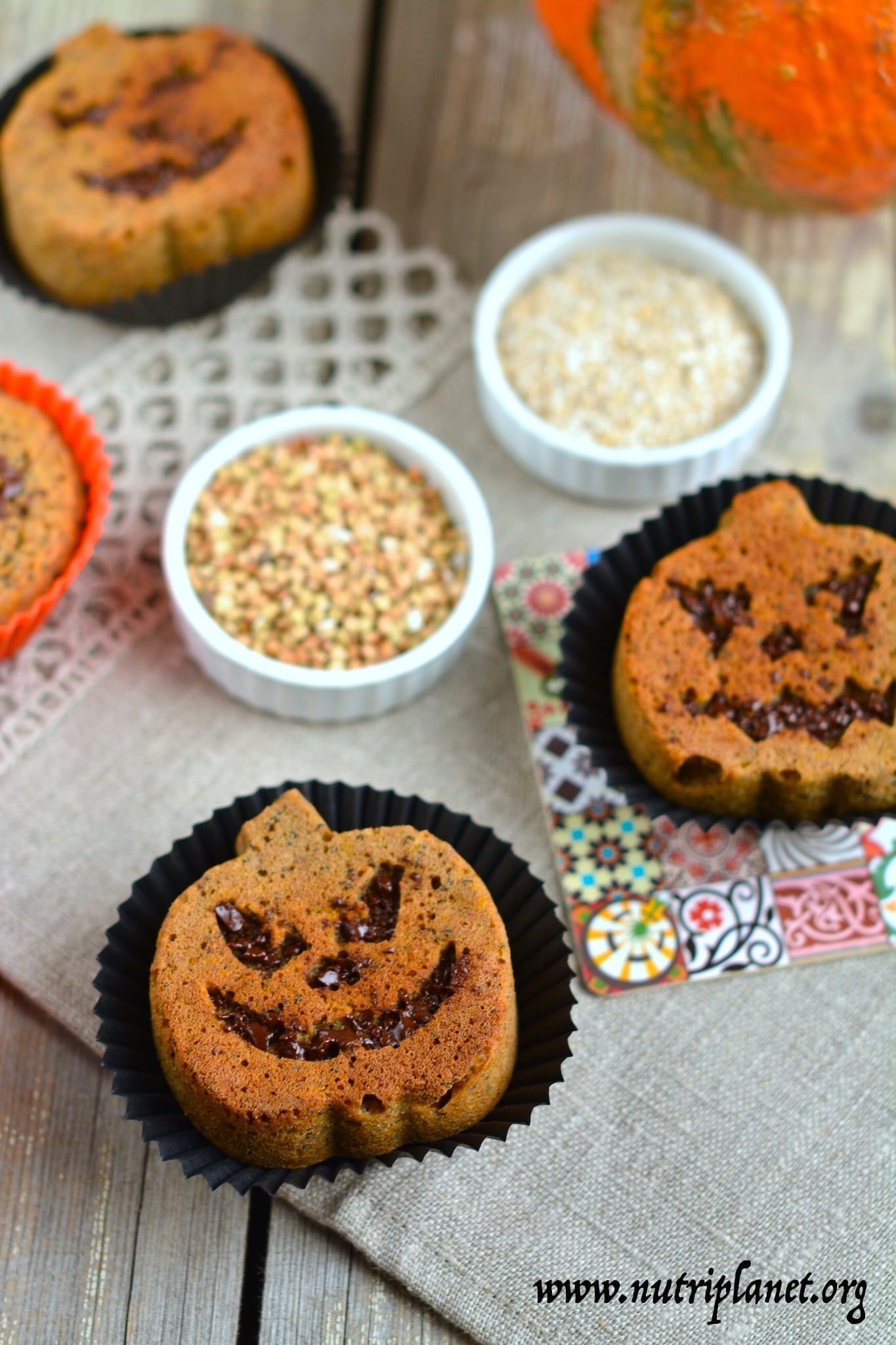 muffins-buckwheat-oat-bran-butternut-halloween