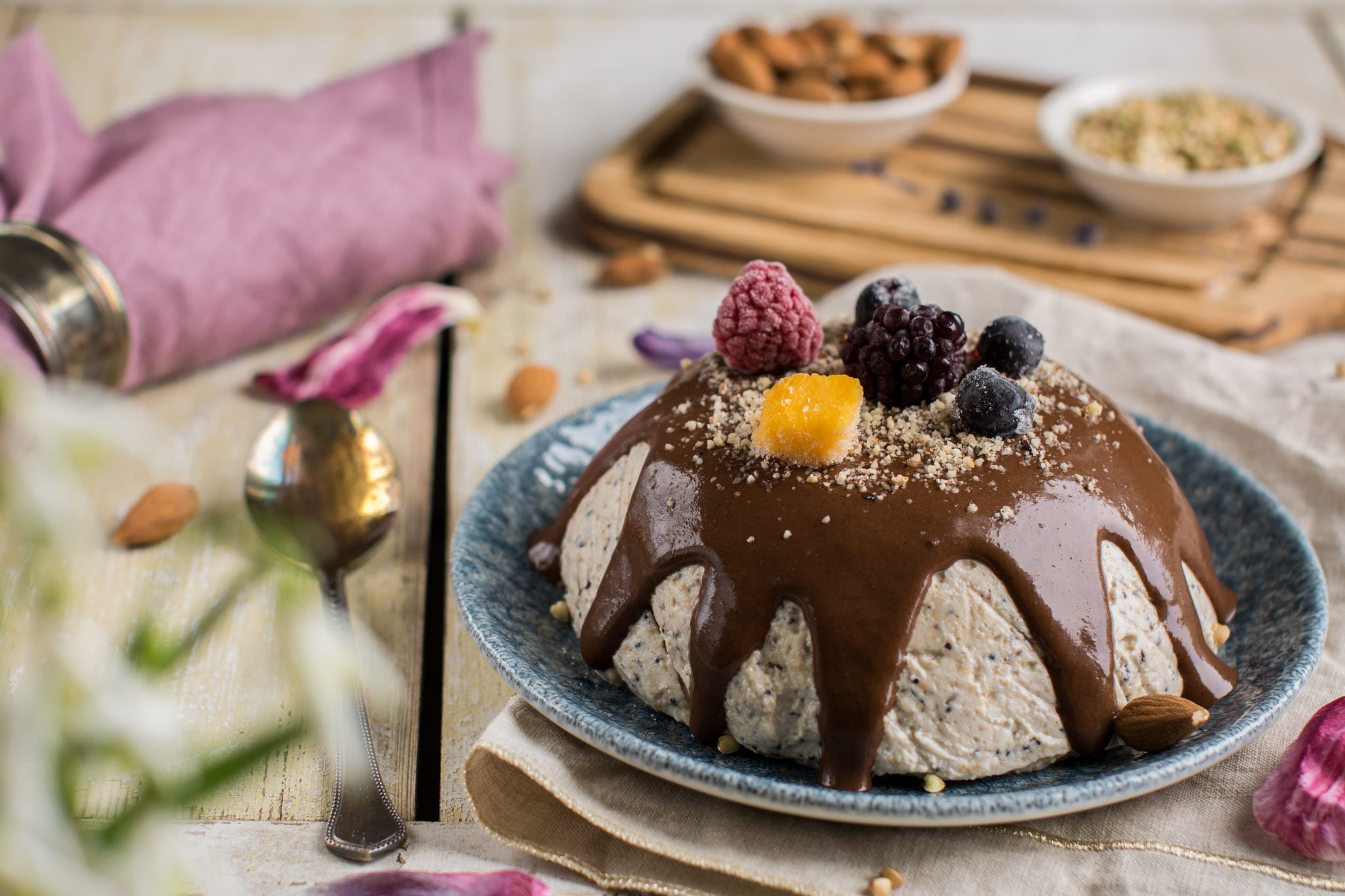 raw Easter cheesecake pascha