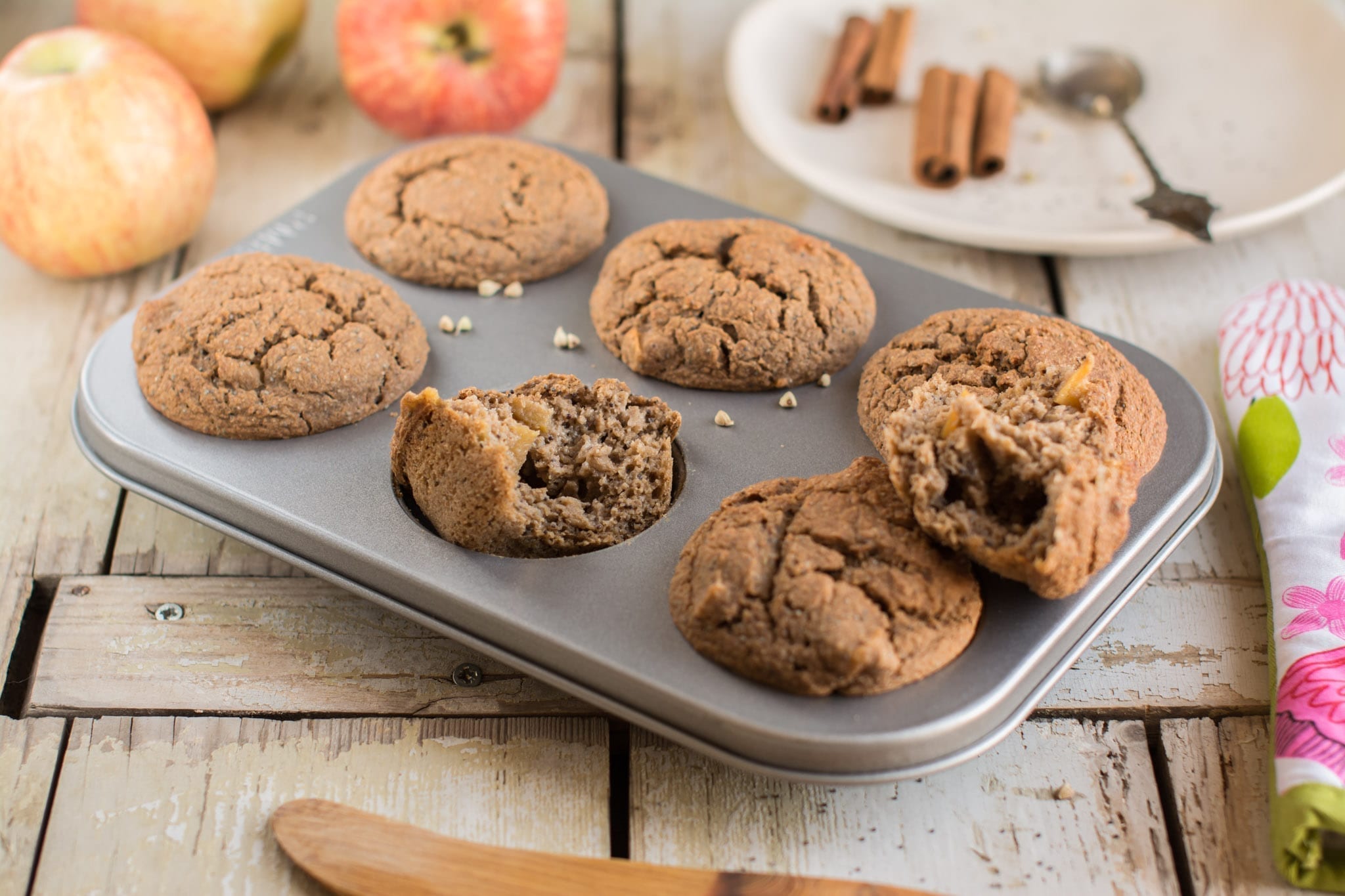 Low Fat Vegan Apple Cinnamon Muffins