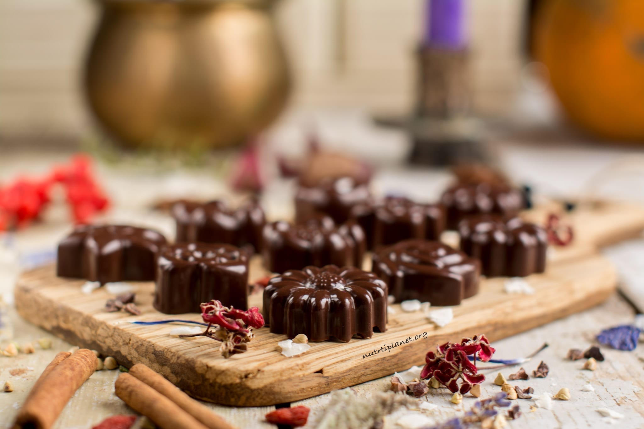 raw chocolate recipe with superfoods