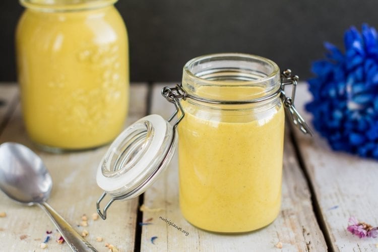 tahini-chickpea salad dressing [vegan, oil-free and sugar-free], video