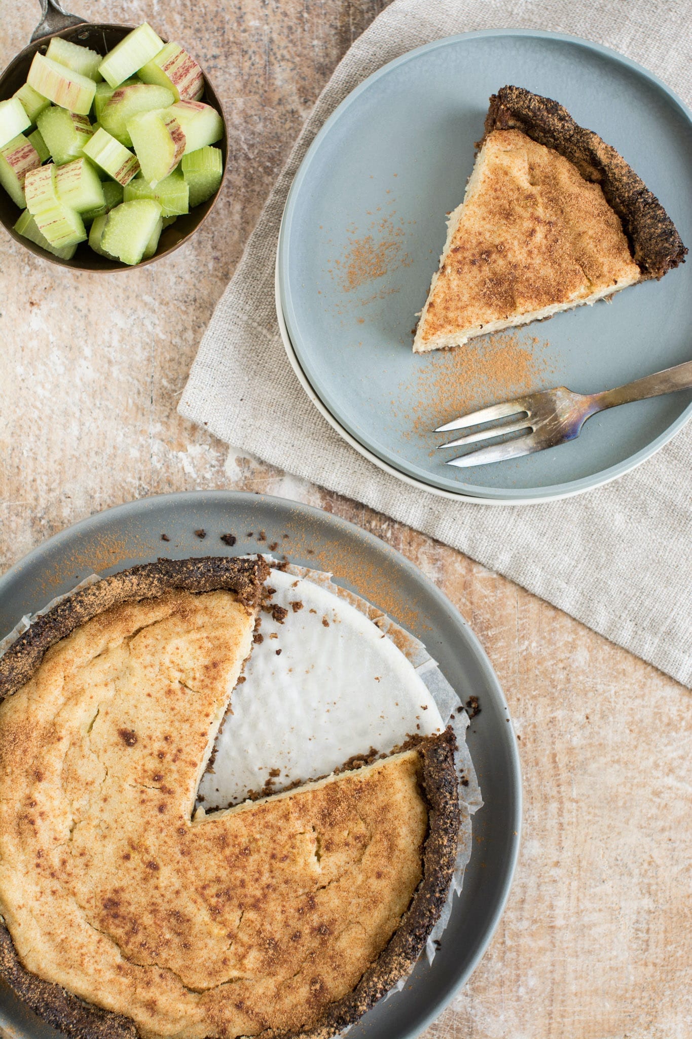 This easy gluten-free vegan rhubarb cake has only 10 ingredients and doesn’t require advanced baking skills. The dairy free filling is creamy and moist perfectly combining the sweetness of the batter and sourness of rhubarb.