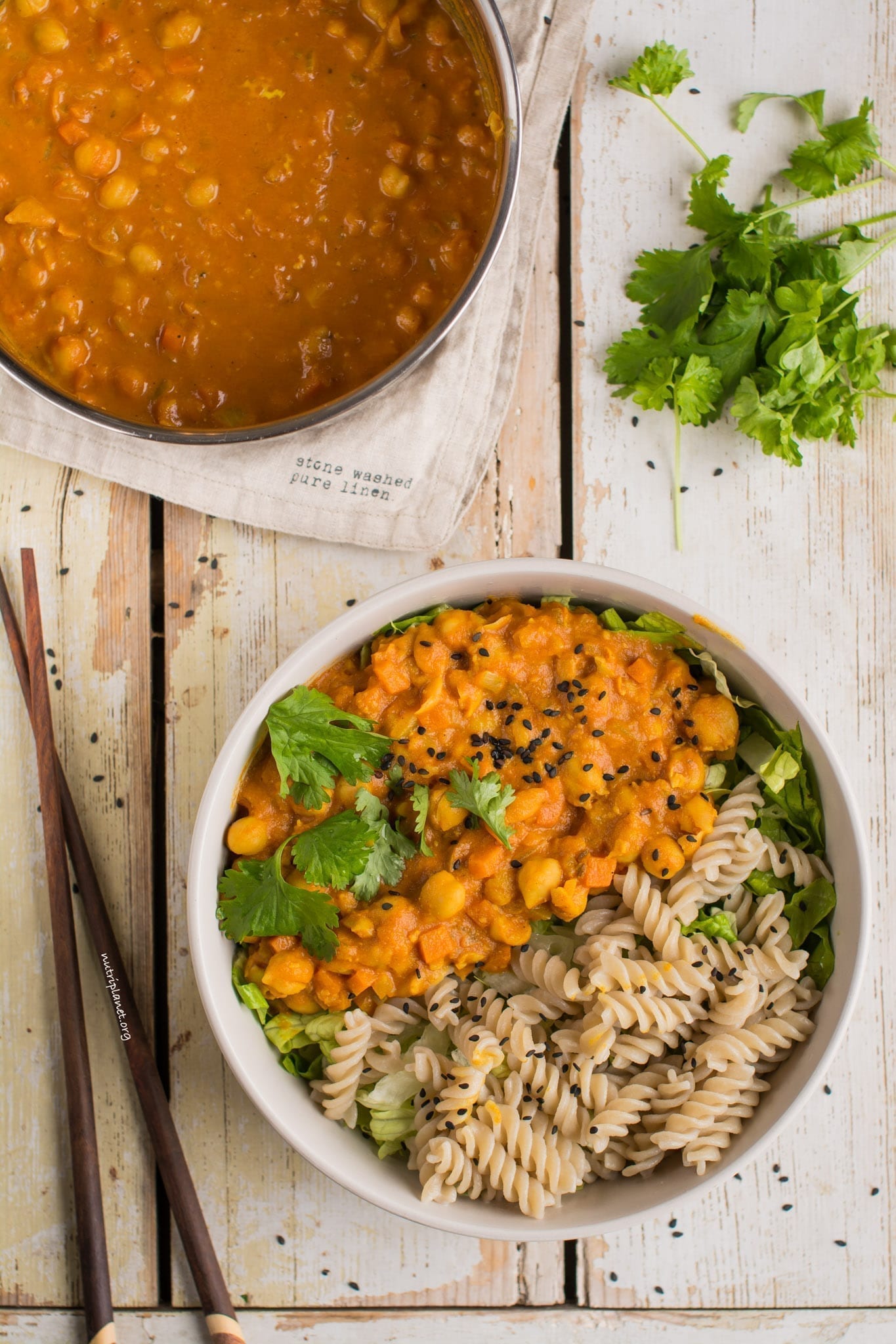 Vegan Chickpea Curry with Tomatoes