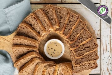 Learn how to make no-knead whole grain spelt sourdough bread with simple equipment in only 8 hours.