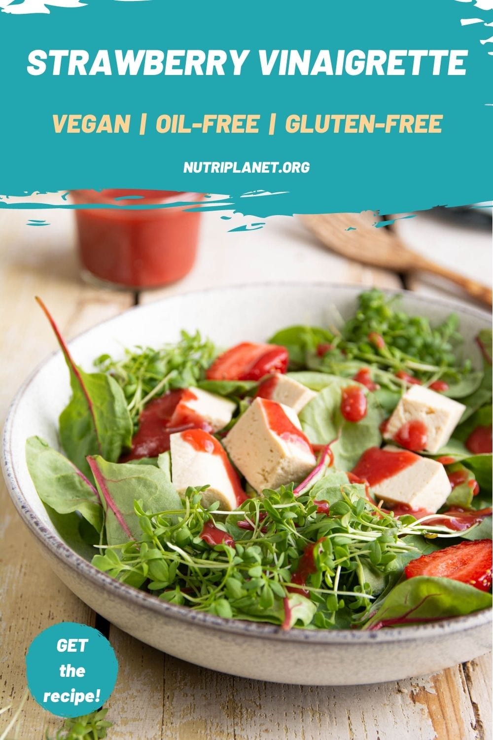 Learn how to make an easy oil-free strawberry vinaigrette dressing for salads. You’ll need a blender or an immersion blender, a handful of ingredients and 10 minutes of your time. 