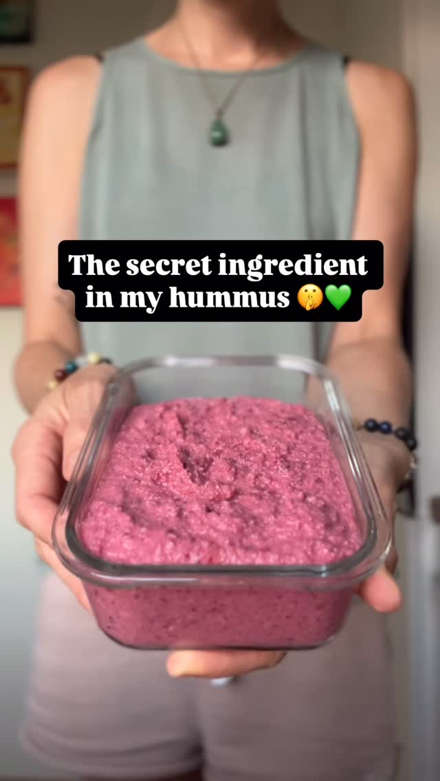 Hummus, but make it pink — and protein-packed 💗

This beetroot hummus is creamy, earthy, and full of flavour — made with chickpeas, beans, tahini, nutritional yeast, garlic, tamari, roasted beetroot, and a little surprise ingredient: tofu! 🌱

It gives the hummus extra creaminess and a plant-protein boost — perfect for busy days or meal prep.
I made this one completely without a recipe — adjusting as I went, because intuitive cooking is where the best flavours are born. ✨

But if you’d rather take the guesswork out, I’ve got you! 💬 Comment “HUMMUS” and I’ll send you 5 ready-made hummus recipes plus a short creative guide packed with tips to help you make every version your own.

Each one is oil-free, nourishing, and perfect for mindful, everyday cooking. 🌿

Sending you lots of light and love 🌞💚
Nele

I also welcome you on👧🙋‍♀️
𝙁𝙖𝙘𝙚𝙗𝙤𝙤𝙠: nutriplanet.health.hub
𝙋𝙞𝙣𝙩𝙚𝙧𝙚𝙨𝙩: nutriplanet
𝙏𝙬𝙞𝙩𝙩𝙚𝙧: thenutriplanet
𝙔𝙤𝙪𝙏𝙪𝙗𝙚: @nutriplanet

May this reach those who are asking. May it move only where it’s welcome — and may that be enough.

#BeetrootHummus #ProteinHummus #TofuRecipe #HummusRecipe #OilFreeRecipes #PlantProtein #HealthyDips #PlantBasedRecipes #WholeFoodPlantBased #EasyVeganRecipes #WFPB #PlantBasedLifestyle #HighProteinVegan