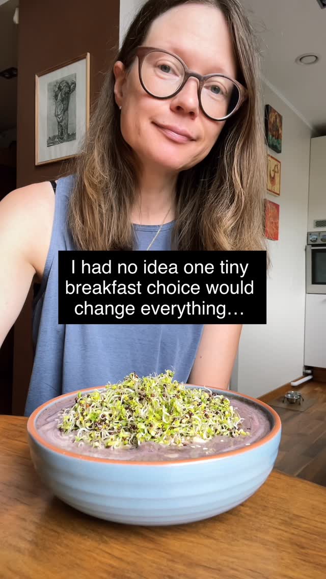 I had no idea that one tiny breakfast decision would end up changing everything.

Your mornings might be random — sometimes just coffee, sometimes sweet oats or fruit, sometimes nothing at all.
And you don’t think much about it.

But once you start building balanced breakfasts that support blood sugar, everything shifts:

✨ steadier energy
✨ fewer cravings
✨ calmer mind
✨ better focus
✨ no more mid-morning crash

It isn’t a big change — just a gentle shift in how you start your day.
But it can make your whole rhythm feel more grounded.

If you want help building breakfasts that actually support your energy, I’ve opened my entire Breakfast Module from the Nourishment Journey — free for this week.

It covers:
• GI/GL in simple, practical terms
• porridges
• pancakes + wraps
• Buddha bowls
• tofu scramble
• puddings
• easy prep tips
• why rotation matters

You can watch it for free! Simply comment “breakfast” ⤵️ and I’ll send you the link 🔗

Save this post if you want breakfast ideas or are ready to feel more stable throughout the day. 🌿✨

And follow me for more guidance and support!

Sending you lots of light and love 🌞💚
Nele

I also welcome you on👧🙋‍♀️
𝙁𝙖𝙘𝙚𝙗𝙤𝙤𝙠: nutriplanet.health.hub
𝙋𝙞𝙣𝙩𝙚𝙧𝙚𝙨𝙩: nutriplanet
𝙏𝙬𝙞𝙩𝙩𝙚𝙧: thenutriplanet
𝙔𝙤𝙪𝙏𝙪𝙗𝙚: @nutriplanet

May this reach those who are asking. May it move only where it’s welcome — and may that be enough.

#plantbasedbreakfast #balancedbloodsugar #wfpbrecipes #healthybreakfastideas #plantbasednutrition #morningrituals #nourishmentjourney #bloodsugarsupport #holisticliving #nutriplanet
