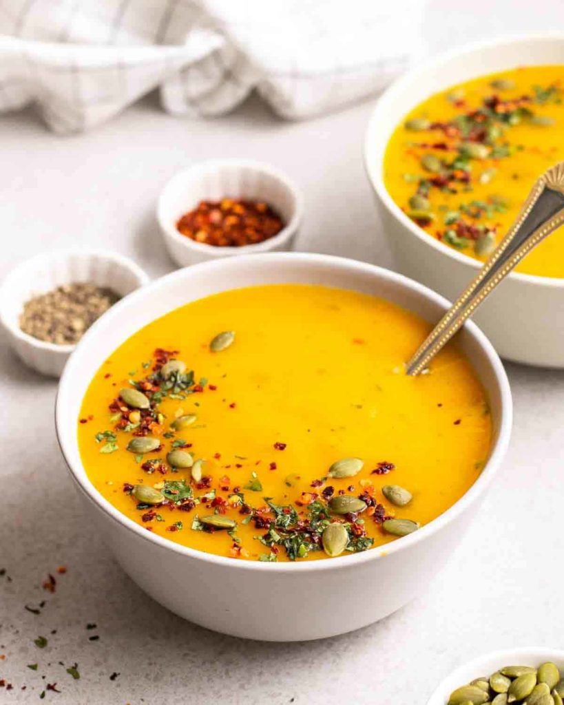 Easy healthy vegan pumpkin recipes [sweet and savoury]