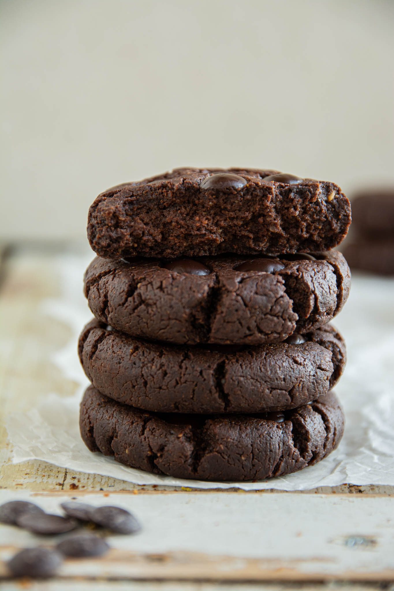 Learn how to make peanut butter chocolate chip cookies that are vegan, gluten-free, and oil-free. It’s a wholesome no butter recipe resulting in healthy soft and chewy plant-based cookies.