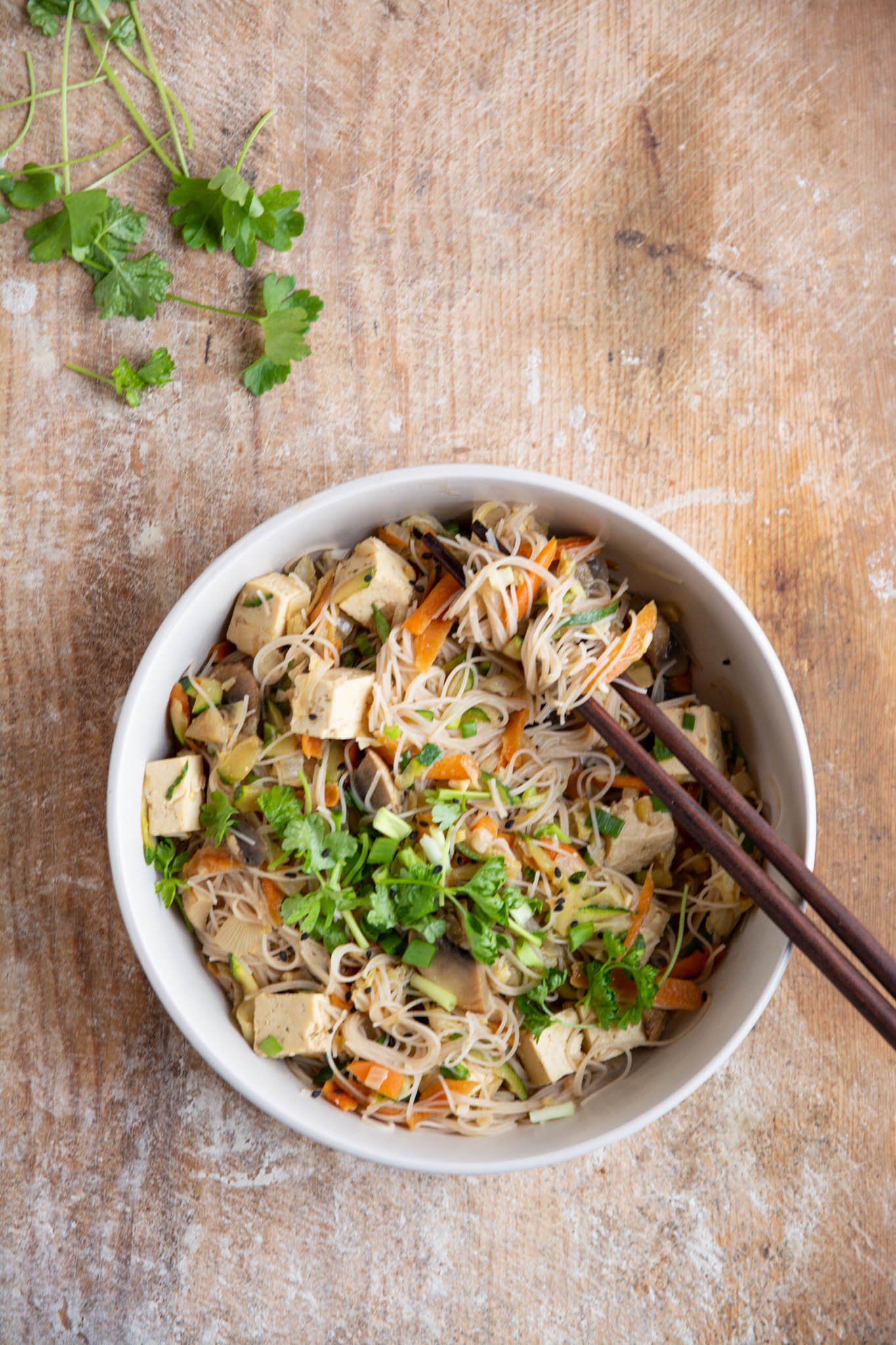 Try this healthy version of vegan pad thai that uses no oil or dairy products. It's a perfect weekday meal that'll fill you up.